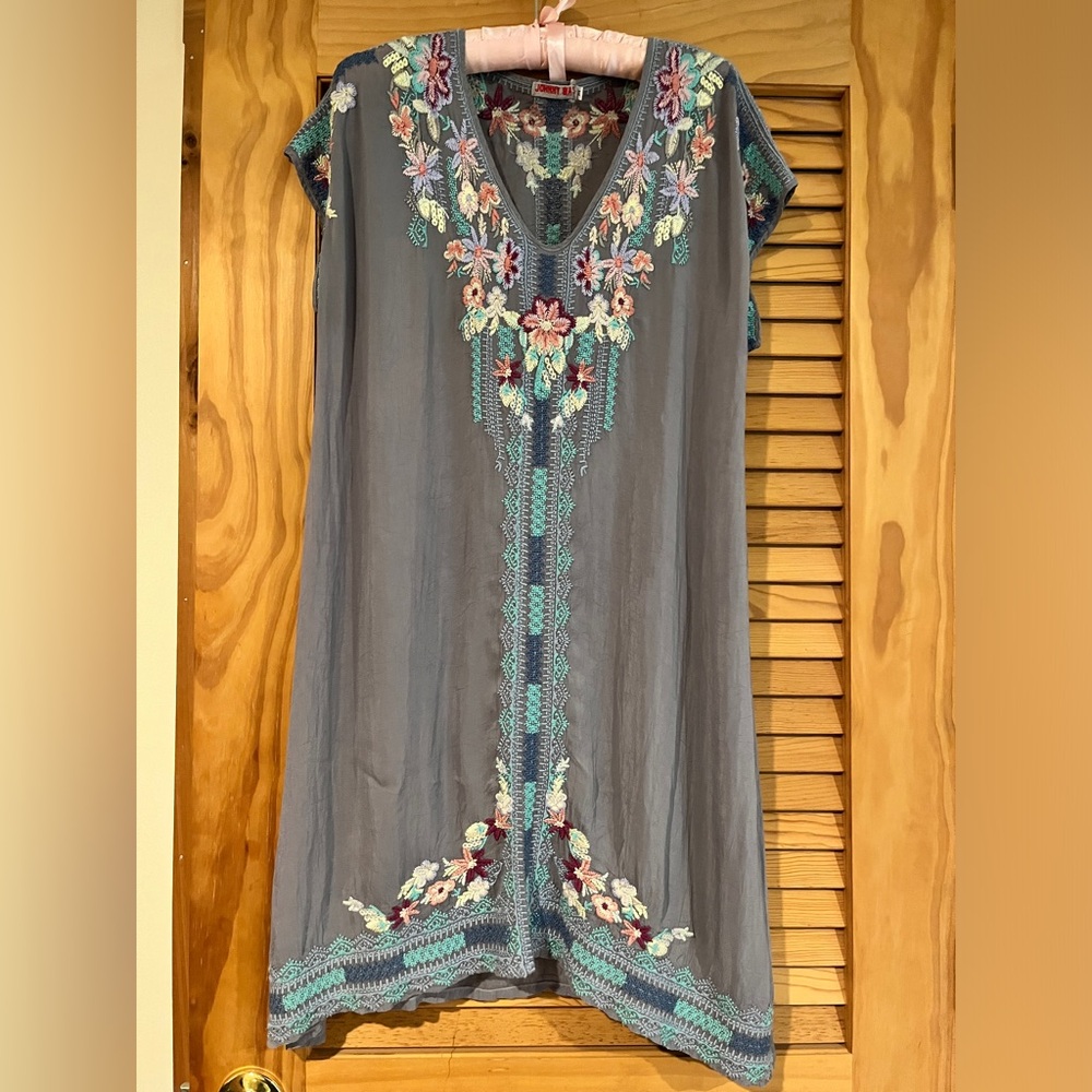 Johnny Was Yassi Embroidered V Neck Tunic/Dress